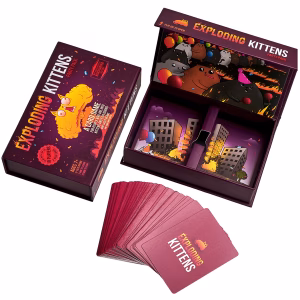 Contenido de Exploding Kittens Party Pack con cartas ilustradas